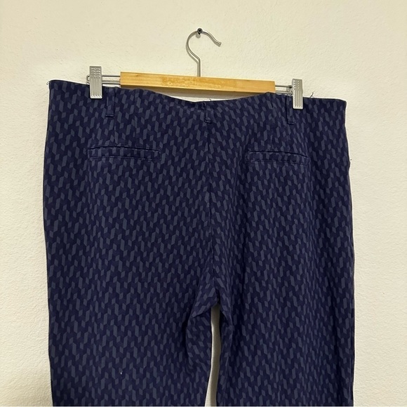 Betabrand Two Pockets Boot Cut Pants Casual Navy Printed Size XXL Petite Women’s - Picture 5 of 11